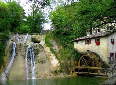 Molinetto_della_Croda_(Front)